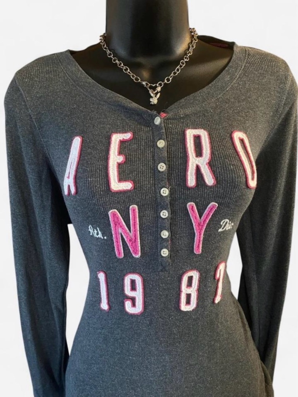 Y2k Aeropostale Grey Longsleeve Henley with Pink & White Lettering - Picture 2 of 5